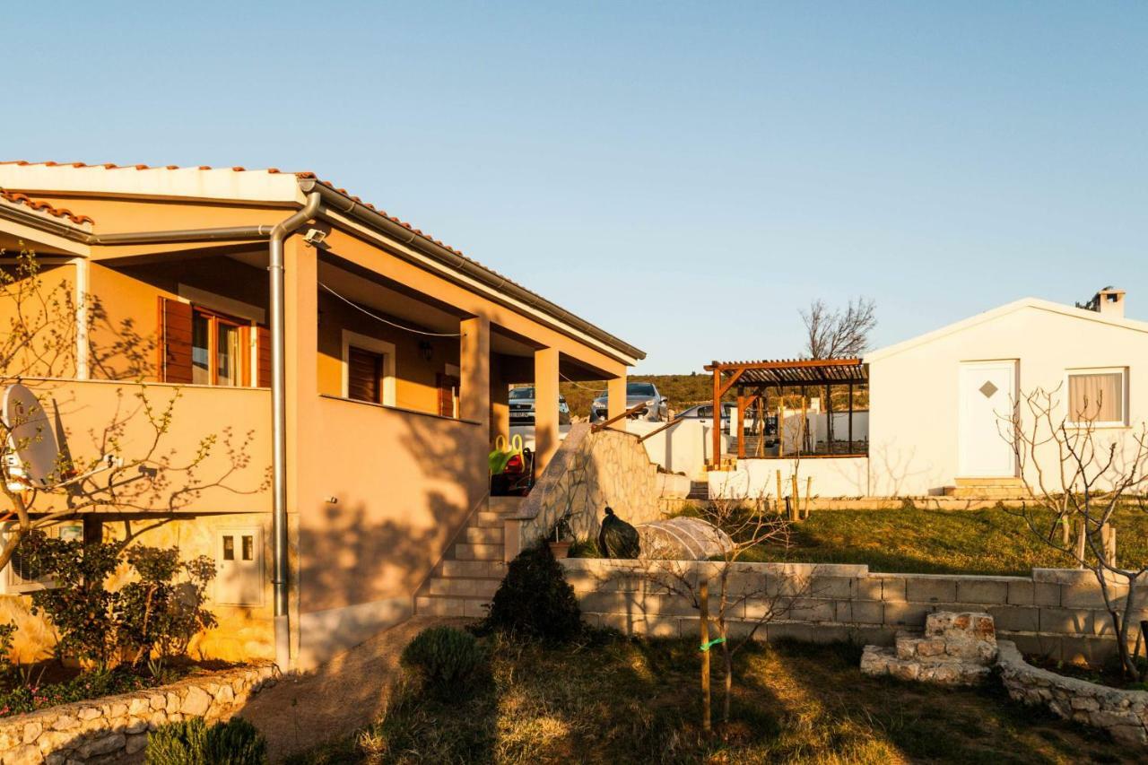 Boreas Jasenice  Exterior photo