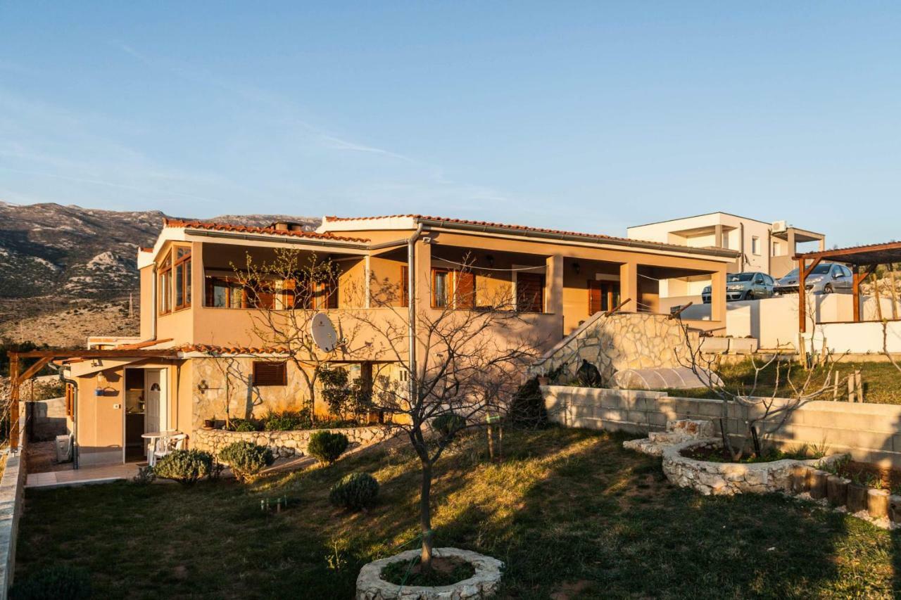 Boreas Jasenice  Exterior photo